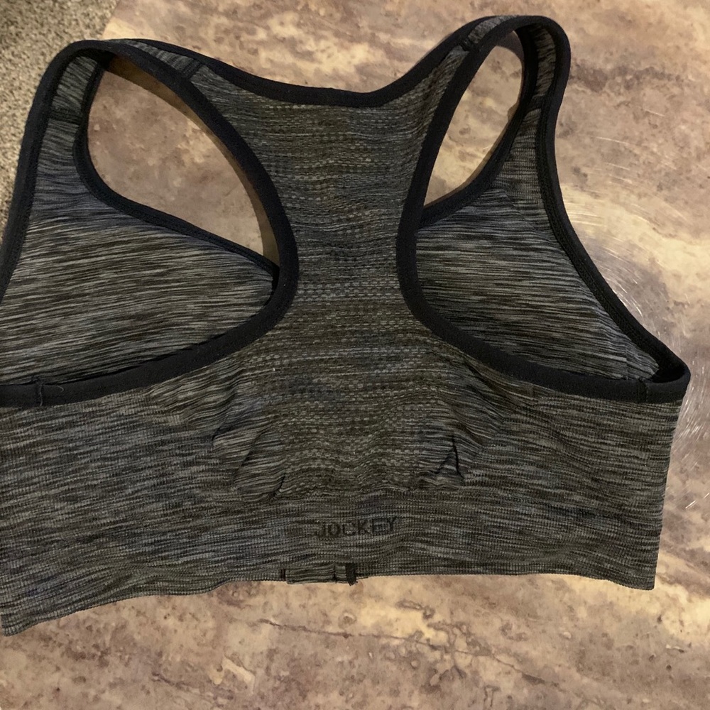 Sports Bra / Zipper Front / lightly padded